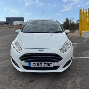 2016 Ford Fiesta 1.0T EcoBoost Titanium Euro 6 (s/s) 5dr HATCHBACK Petrol Manual - Image 4