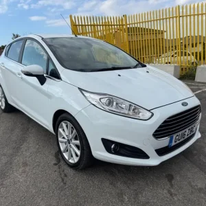 2016 Ford Fiesta 1.0T EcoBoost Titanium Euro 6 (s/s) 5dr HATCHBACK Petrol Manual - Image 5