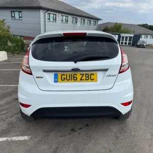 2016 Ford Fiesta 1.0T EcoBoost Titanium Euro 6 (s/s) 5dr HATCHBACK Petrol Manual - Image 8