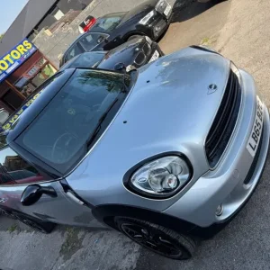 2015 MINI Countryman 1.6 Cooper 5dr Auto HATCHBACK PETROL Automatic - Image 2