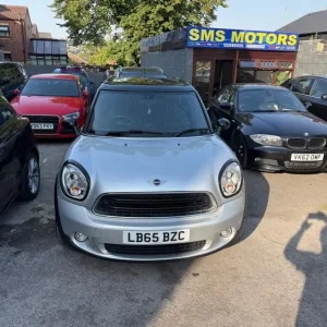 2015 MINI Countryman 1.6 Cooper 5dr Auto HATCHBACK PETROL Automatic - Image 4