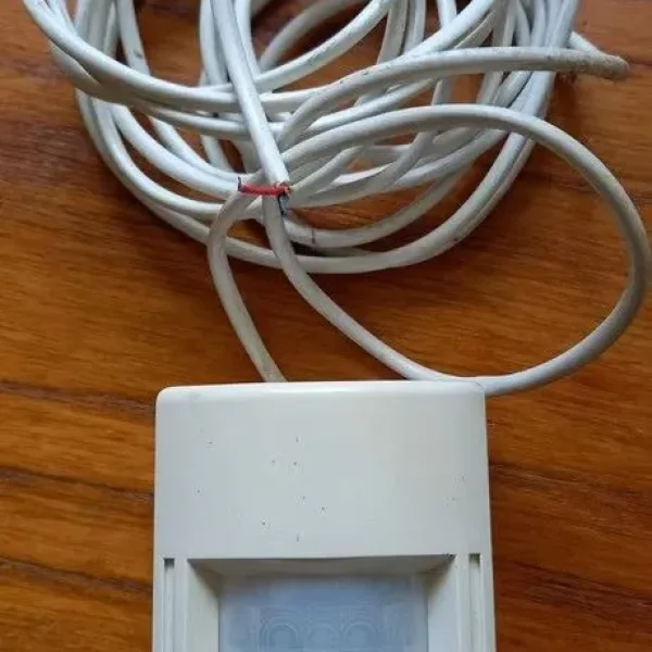 MOTION SENSOR - FREE