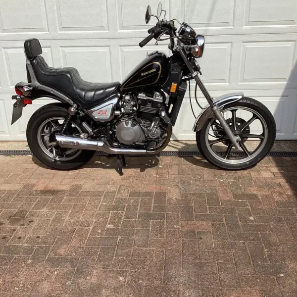 Kawasaki, 1990, 450 (cc)