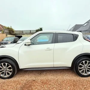 2016 Nissan Juke 1.5 dCi Tekna SUV 5dr Diesel Manual Euro 6 (s/s) (110 ps) HATCHBACK Diesel Manual - Image 5