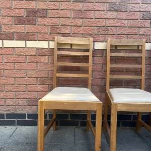 Set of 4 Oak dining chairs - Image 3