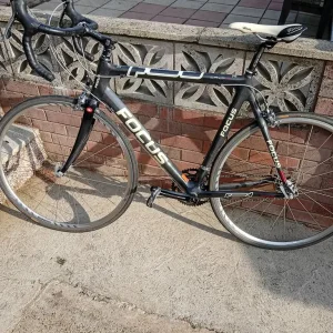 Focus Cayo full carbon bike for sale - Image 2