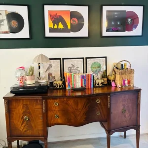 Vintage sideboard - Image 2