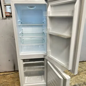 Fridge freezer - Image 4