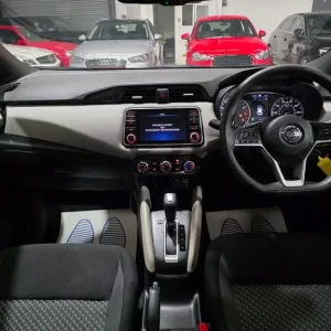 2019 Nissan Micra 1.0 IG-T Acenta XTRON Euro 6 (s/s) 5dr HATCHBACK Petrol Automatic - Image 5