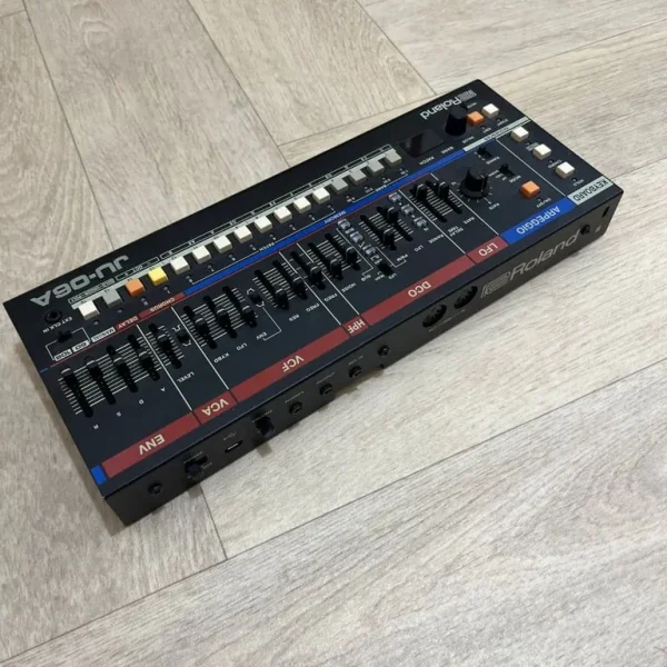 Roland JU-06A boutique sound module