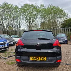 PEUGEOT 3008 ACTIVE E-HDi 1.6 DIESEL YEAR 2013 AUTOMATIC GEARBOX&12 MONTHS MOT £20 ROAD TAX PER YEAR - Image 3