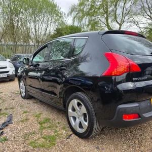 PEUGEOT 3008 ACTIVE E-HDi 1.6 DIESEL YEAR 2013 AUTOMATIC GEARBOX&12 MONTHS MOT £20 ROAD TAX PER YEAR - Image 6