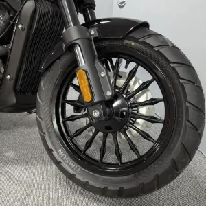 2025 (25) Keeway V-Cruise 302C in Black - Image 3