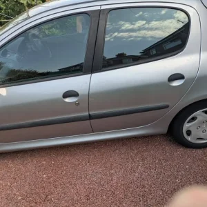 Peugeot, 206, Hatchback, 2002, Manual, 1398 (cc), 5 doors - Image 6