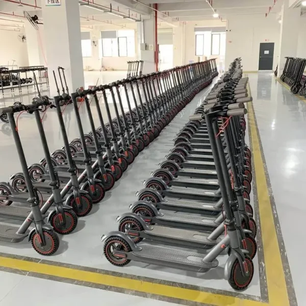 GPS-enabled electric scooter with 70-80km range
