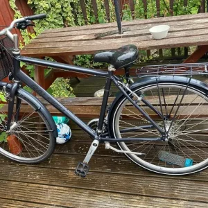 L Raleigh pioneer gents hybrid bike in very good condition - Image 4