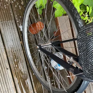 L Raleigh pioneer gents hybrid bike in very good condition - Image 5