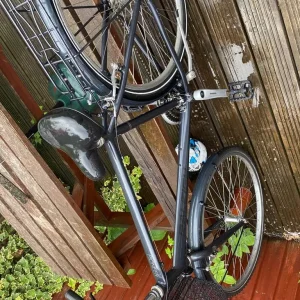 L Raleigh pioneer gents hybrid bike in very good condition - Image 8