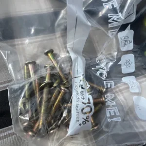 Oak dining table and 4 chairs - Image 4