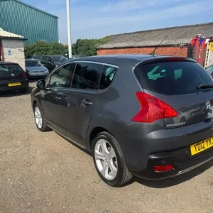 2012 Peugeot 3008 1.6 e-HDi Allure SUV 5dr Diesel EGC Euro 5 (s/s) (112 ps) HATCHBACK Diesel Auto... - Image 6