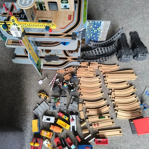 Large railway set