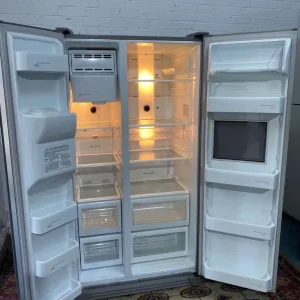 🚚TopBrand Samsung Grey American 3 Doors With Water Dispenser/Icemaker Fridge - Image 7