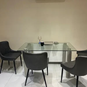 Dinning table and 4 very good chairs - Image 6