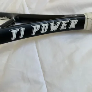 Tennis Racket - Image 2