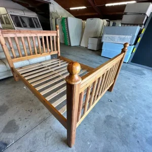 Lovely, nice double bed 🛌 - Image 2