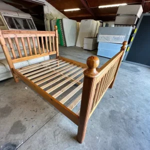 Lovely, nice double bed 🛌