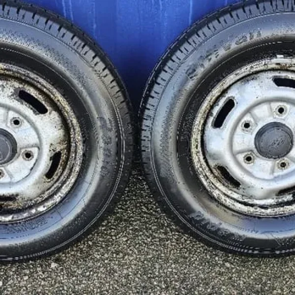Ford Transit 16 steel wheels + 2 x tyres 215 75 R 16 C Rapid