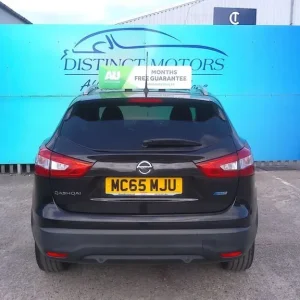 2015 Nissan Qashqai 1.5 dCi Tekna SUV 5dr Diesel Manual 2WD Euro 6 (s/s) (110 ps) HATCHBACK Diese... - Image 5