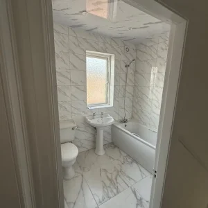 To rent spacious House £900pm - Image 4