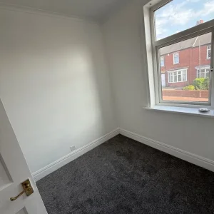 To rent spacious House £900pm - Image 8