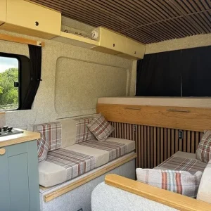 2017 Volkswagen Crafter TDI CR35 BlueMotion Tech Trendline Camper Diesel Manual - Image 2