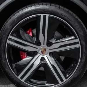 2025 Porsche Macan Electric Estate (2024 > Present) 380kW 4S 100kWh 5dr Auto SUV Electric Auto... - Image 6