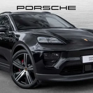 2025 Porsche Macan Electric Estate (2024 > Present) 380kW 4S 100kWh 5dr Auto SUV Electric Auto...