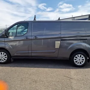 Ford Transit Custom 300 Limited L2 - Image 7