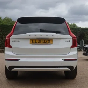 2021 Volvo XC90 2.0 B5 MHEV R-Design SUV 5dr Petrol Hybrid Auto 4WD Euro 6 (s/s) (250 ps) ESTATE ... - Image 7