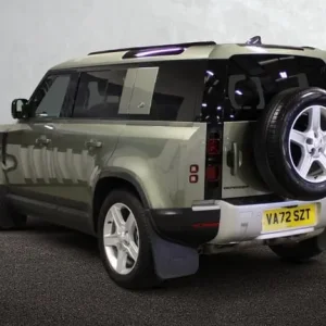 2022 Land Rover Defender Diesel Estate 3.0 D250 SE 110 5dr Auto SUV Diesel Automatic - Image 2