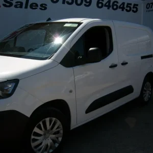 Only 68000 miles Full service history Bargain at this price PX and Finance - Image 2