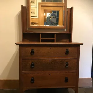 Arts & Crafts vanity table/chest of drawers, very attractive and versatile - Image 2