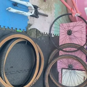 Canyon Stitched 360 Dirt Jump Bike - Custom Build! - Image 4