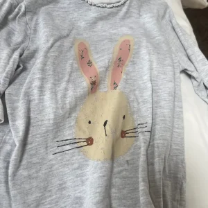 Girls tops size 5-6 - Image 7