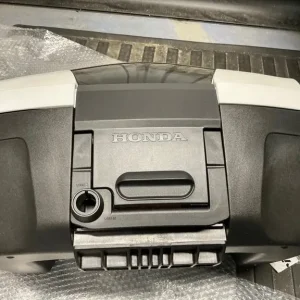 Honda VFR 1200F 45Litre top box - two tone black and white - Image 6