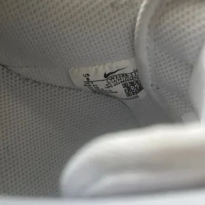 White air force 1 with crease protectors - Image 8