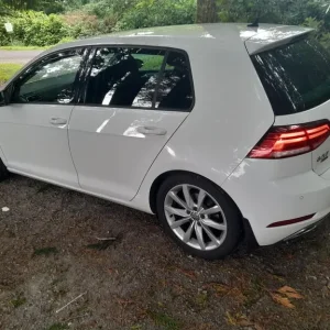 Volkswagen, GOLF, Hatchback, 2017, Semi-Auto, 1968 (cc), 5 doors - Image 4