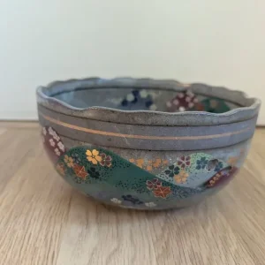 Medium sized bowl - Image 2