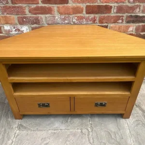 Rustic Oak Corner TV Stand - Excellent Condition - Image 2