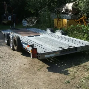 Brian James C4 Blue Trailer - Image 5